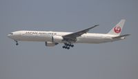 JA743J @ LAX - Japan Airlines - by Florida Metal