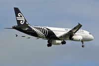 ZK-OJS @ NZAA - At Auckland - by Micha Lueck