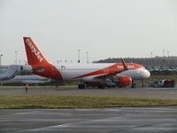 OE-IVU @ EGGW - at luton from far side - still a great airport to get around - by Magnaman