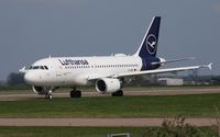 D-AIBC @ NWI - Departing NWI Rwy 09 following repainting into the new Lufthansa livery - by AirbusA320
