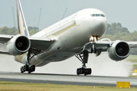 9V-SVJ @ YPPH - Boeing 777-212(ER) Singapore Airlines 9V-SVJ, wet runway 21 departure, YPPH 30/06/17. - by kurtfinger