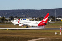 VH-VXE @ YPPH - Boeing 737-838. Qantas VH-VXE. YPPH 22-10-16. - by kurtfinger