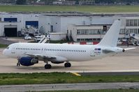 CS-TRO @ LFPO - White A320 operating on behalf of Transavia. - by FerryPNL