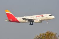 EC-JEI @ LFPO - Iberia A319 - by FerryPNL