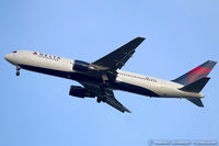 N154DL @ KJFK - Boeing 767-3P6/ER - Delta Air Lines  C/N 25241, N154DL - by Dariusz Jezewski www.FotoDj.com