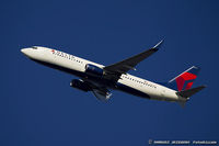 N3771K @ KJFK - Boeing 737-832 - Delta Air Lines  C/N 29632, N3771K - by Dariusz Jezewski www.FotoDj.com