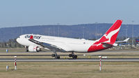 VH-EBB @ YPPH - Airbus A330-202. Qantas VH-EBB, final runway 03, YPPH 10/05/19. - by kurtfinger