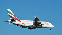 A6-EEG @ YPPH - Airbus A380-861. Emirates A6-EEG, final runway 21, YPPH 15/10/17. - by kurtfinger