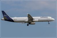 D-AIRY @ EDDF - Airbus A321-131, - by Jerzy Maciaszek