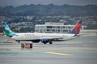 N3744F @ KSFO - SFO 2019. - by Clayton Eddy