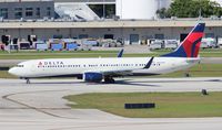 N814DN @ KFLL - Delta 737-932 - by Florida Metal