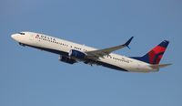 N846DN @ KLAX - Delta 737-932 - by Florida Metal
