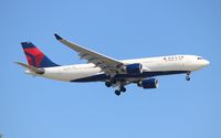 N855NW @ KDTW - Delta - by Florida Metal