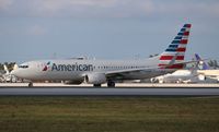 N890NN @ KMIA - American 737-823 - by Florida Metal