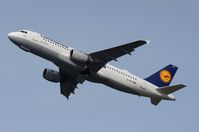 D-AIPY @ EDDK - Lufthansa A320 taking-off - by FerryPNL