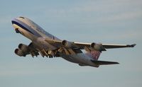 B-18720 @ KLAX - LAX spotting - by Florida Metal