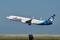 N260AK @ SFO - Departing runway 01 SFO 2019. - by Clayton Eddy