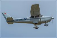 HB-CYM @ EDDR - 1998 Cessna 182S - by Jerzy Maciaszek