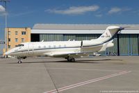 HB-JGQ @ EDDK - Bombardier BD-100-1A10 Challenger 300 - 0J PJZ - Premium Jet AG - 20237 - HB-JGQ - 22.05.2017 - CGN - by Ralf Winter