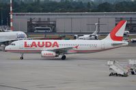 OE-LOP @ EDDL - Lauda A320 taxying in. - by FerryPNL