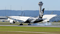 ZK-NZM @ YPPH - Boeing 787-9. Air New Zealand ZK-NZM runway 03 YPPH 310719. - by kurtfinger