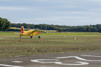 HB-FKP @ LSZP - Landing at Biel-Kappelen after para-drop. - by sparrow9