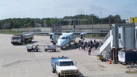 C-FPON @ KBDL - Air Canada, Dash 8 loading passengers at Bradley airport. - by Michael Laferriere