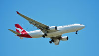 VH-EBF @ YPPH - Airbus A330-202. Qantas VH-EBF final runway 21 YPPH 031117. - by kurtfinger