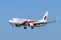 9M-MXY @ YPPH - Boeing 737-8H6. Malaysia Airlines 9M-MXY, final runway 03 YPPH 100519. - by kurtfinger