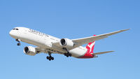 VH-ZNA @ YPPH - Boeing 787-9. Qantas VH-ZNA short final runway 06 YPPH 120719. - by kurtfinger