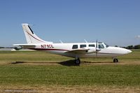 N71CL @ KOSH - Piper Aerostar 600  C/N 6007248061225, N71CL