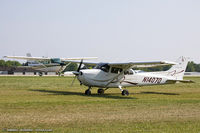 N1407D @ KOSH - Cessna 172S Skyhawk  C/N 172S10666, N1407D