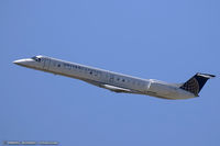N11548 @ KEWR - Embraer ERJ-145LR (EMB-145LR) - United Express (ExpressJet Airlines)  C/N 145565, N11548 - by Dariusz Jezewski www.FotoDj.com