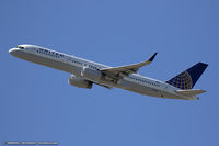 N19130 @ KEWR - Boeing 757-224 - United Airlines  C/N 28970, N19130 - by Dariusz Jezewski www.FotoDj.com