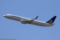 N68453 @ KEWR - Boeing 737-924/ER - United Airlines  C/N 41742, N68453 - by Dariusz Jezewski www.FotoDj.com