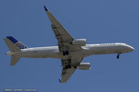 N590UA @ KEWR - Boeing 757-222 - United Airlines  C/N 28708, N590UA - by Dariusz Jezewski www.FotoDj.com