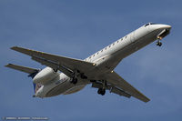 N36915 @ KEWR - Embraer ERJ-145LR (EMB-145LR)  C/N 145421, N36915 - by Dariusz Jezewski www.FotoDj.com