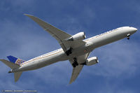 N17002 @ KEWR - Boeing 787-10 Dreamliner - United Airlines  C/N 40930, N17002 - by Dariusz Jezewski www.FotoDj.com