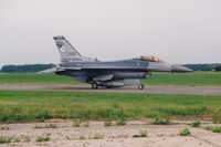 85-1555 @ EBST - F-16C 85-1555 at EBST during Exercise Coronet Dart 1993 - by Guy Vandersteen