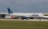 N983JT @ KFLL - JetBlue - by Florida Metal