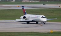 N985AT @ KDTW - Delta - by Florida Metal
