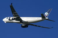 PR-AIS @ LPPT - Azul Linhas Aereas Brasileiras Airbus A330-200 - by Thomas Ramgraber