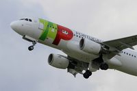 CS-TNM @ LFPO - Airbus A320-214, Take off rwy 24, Paris-Orly airport (LFPO-ORY) - by Yves-Q