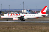 OE-LOP @ LOWW - Laudamotion Airbus A320 - by Thomas Ramgraber