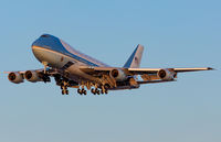 82-8000 @ KPHX - Air Force 1