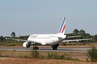 F-GKXU @ LFBD - Airbus A320-214, Lining up rwy 05, Bordeaux Mérignac airport (LFBD-BOD) - by Yves-Q