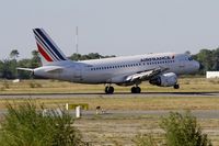 F-GRHH @ LFBD - Airbus A319-111, Landing rwy 05, Bordeaux-Mérignac airport (LFBD-BOD) - by Yves-Q