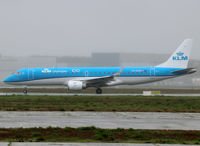 PH-EXD @ LFBO - Lining up rwy 32R from November 2 for departure... Additional '100' titles' - by Shunn311