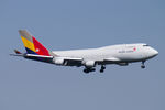 HL7415 @ LOWW - Asiana Airlines Cargo Boeing 747-400(BDSF) - by Thomas Ramgraber