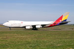 HL7616 @ LOWW - Asiana Airlines Cargo Boeing 747-400(SCD) - by Thomas Ramgraber